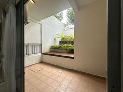 Dmanor (D16), Terrace #614982961